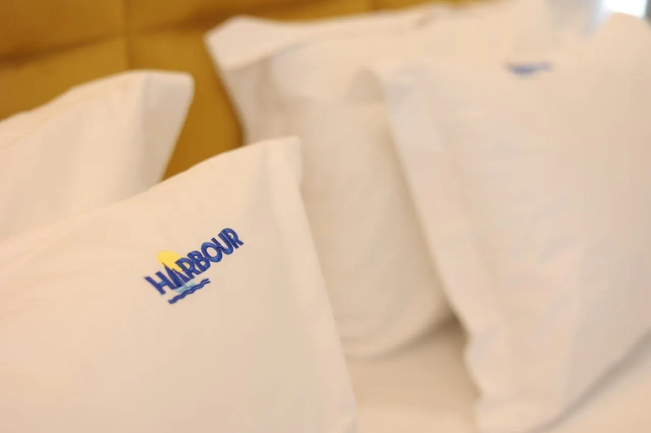סרנדה Harbour Hotel