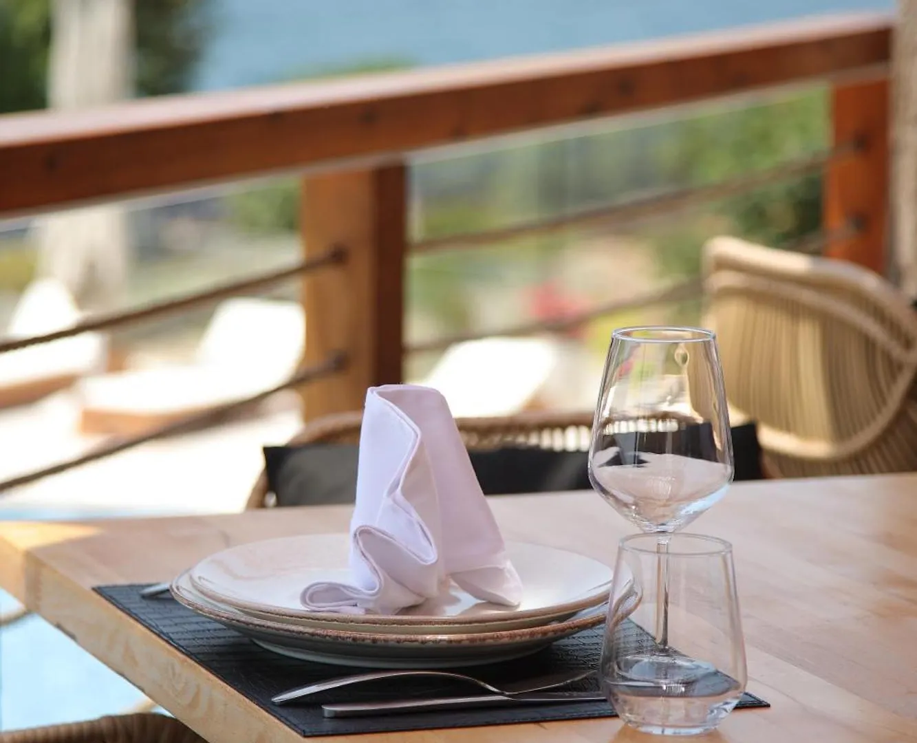 Harbour Hotel Sarande 4*,  Albania
